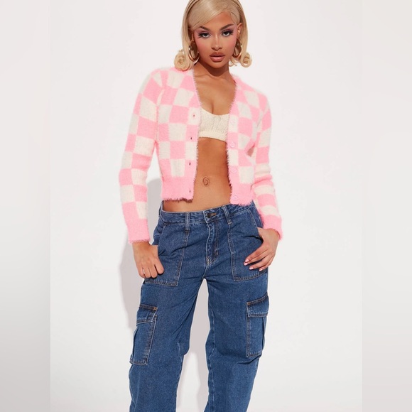 Viral Blogger Fuzzy Hot Pink Checkered Cardigan 💖💖💖 - Picture 6 of 6